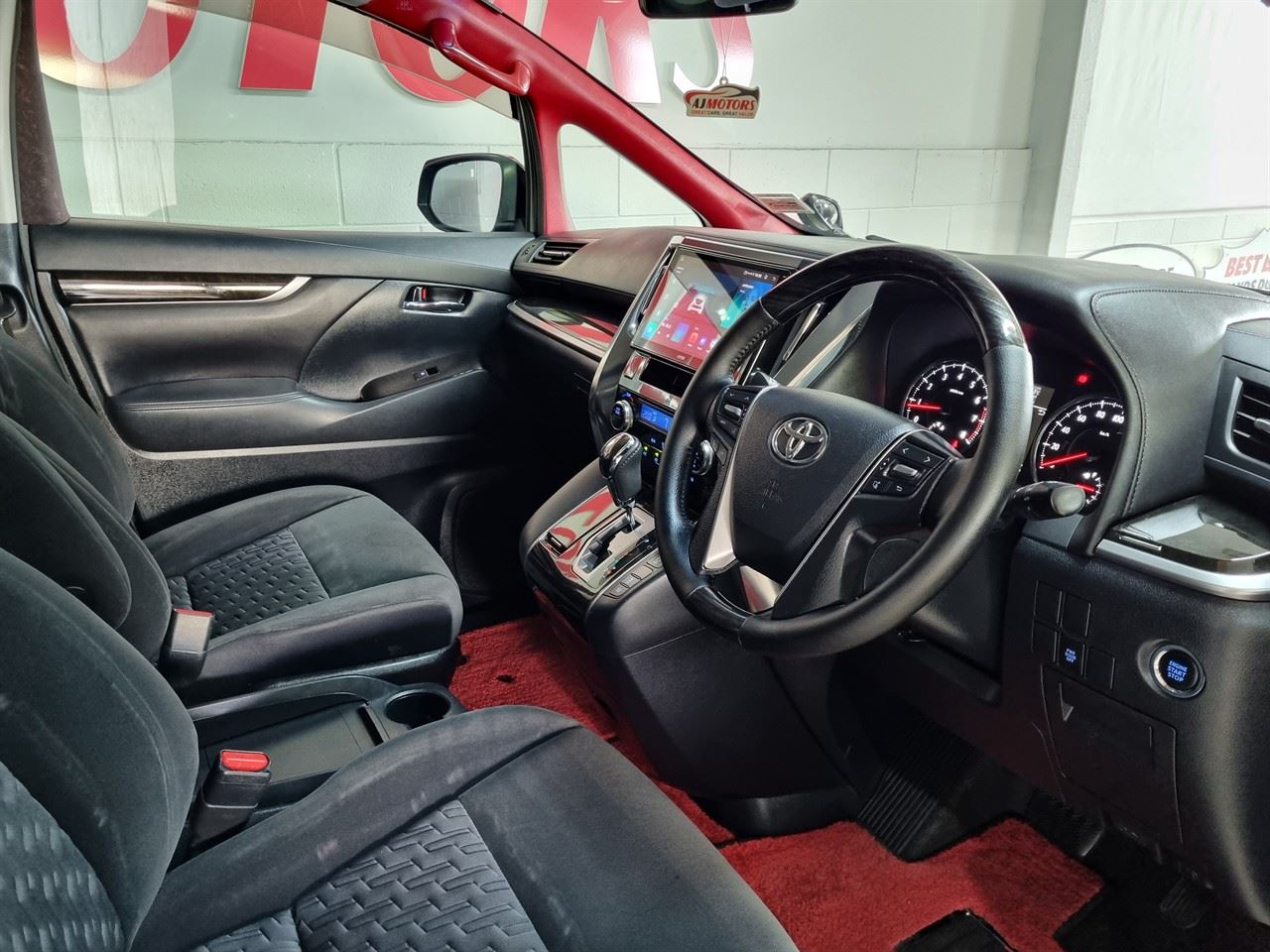 Vehicle image 3