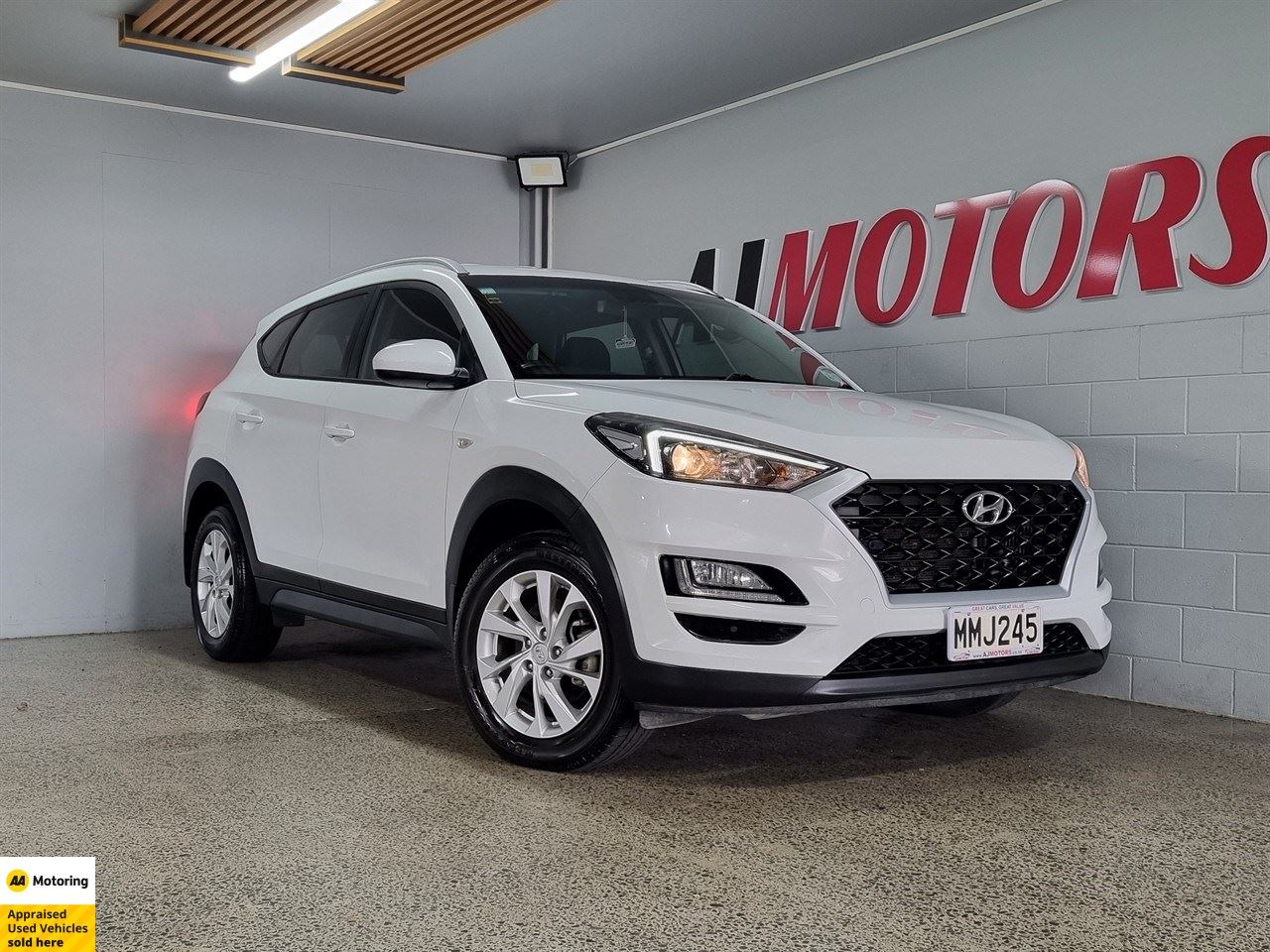 Vehicle image 1