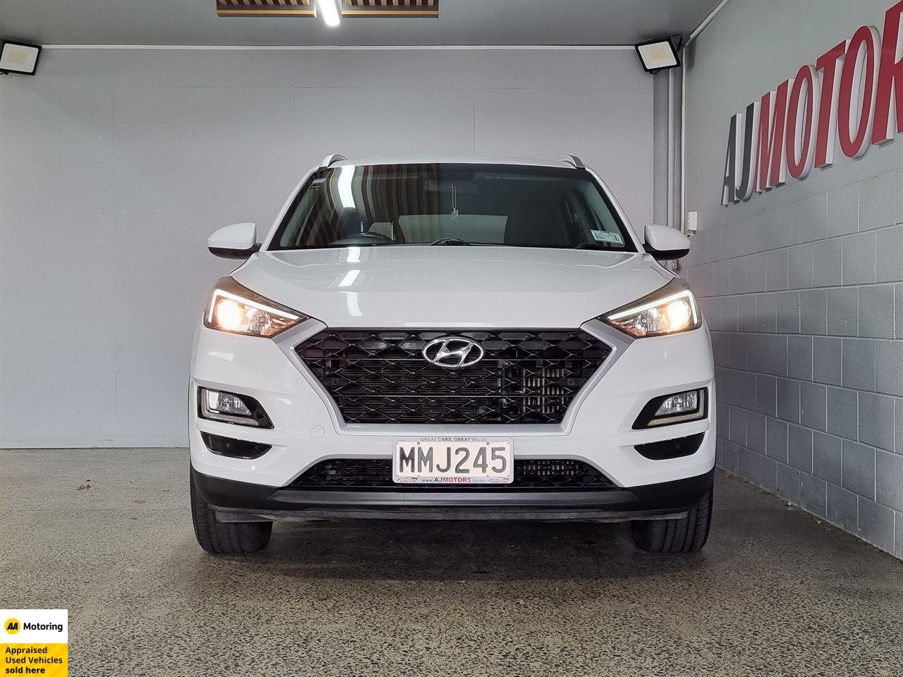 Vehicle image 2