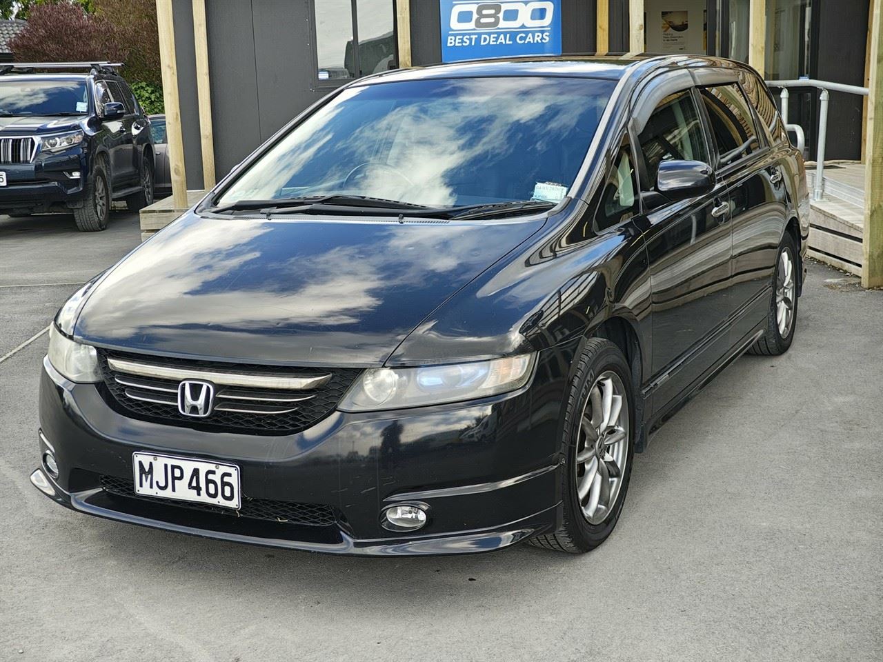 Vehicle image 3