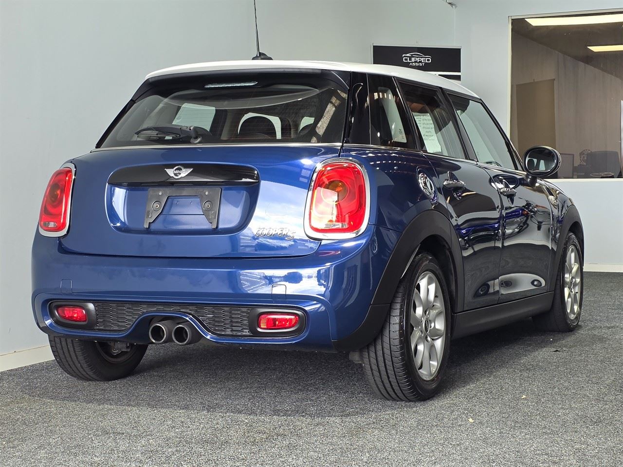 Vehicle image 2