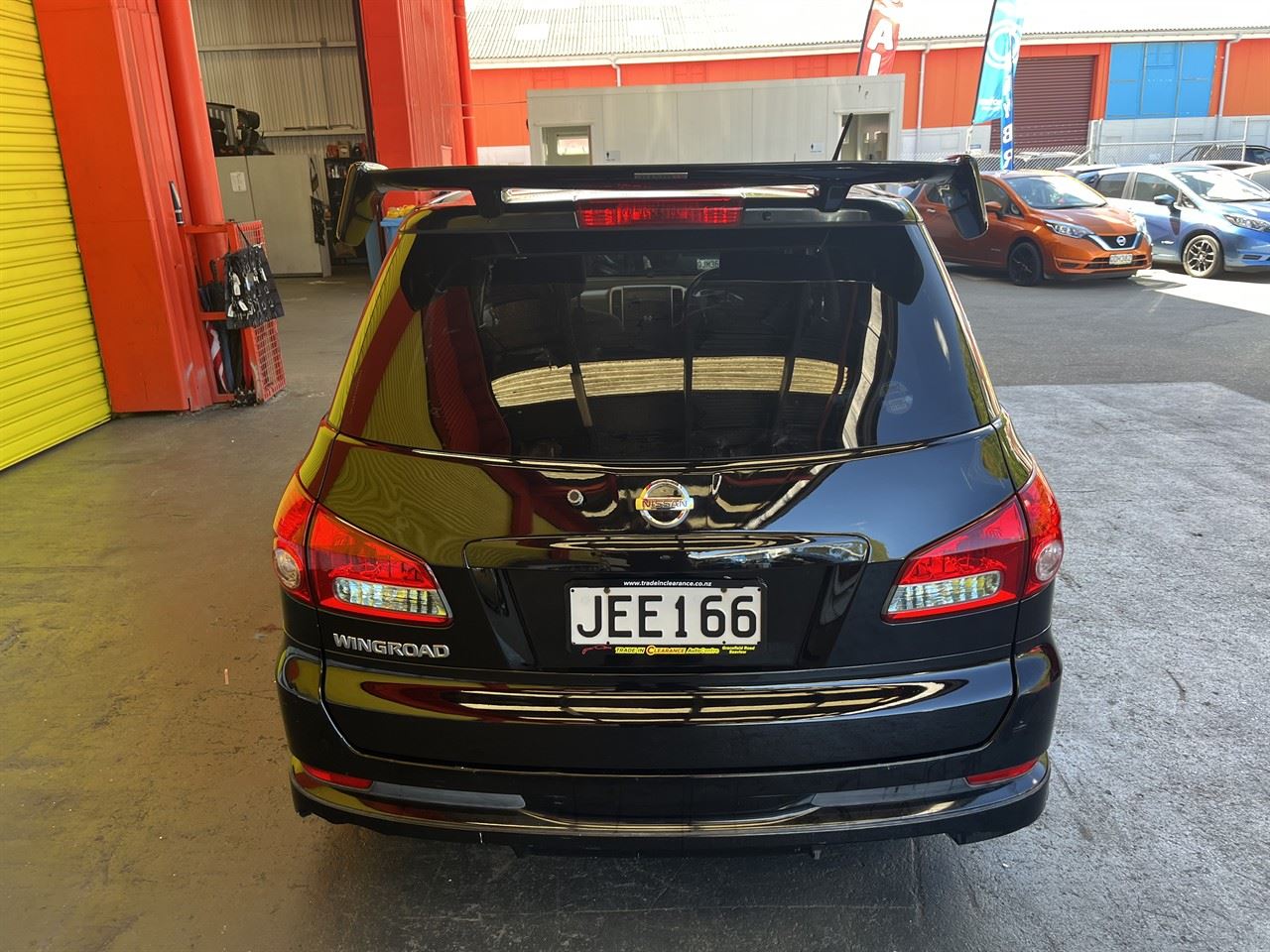 Vehicle image 5