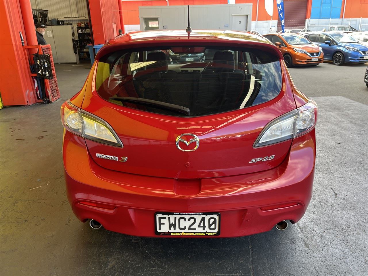 Vehicle image 5