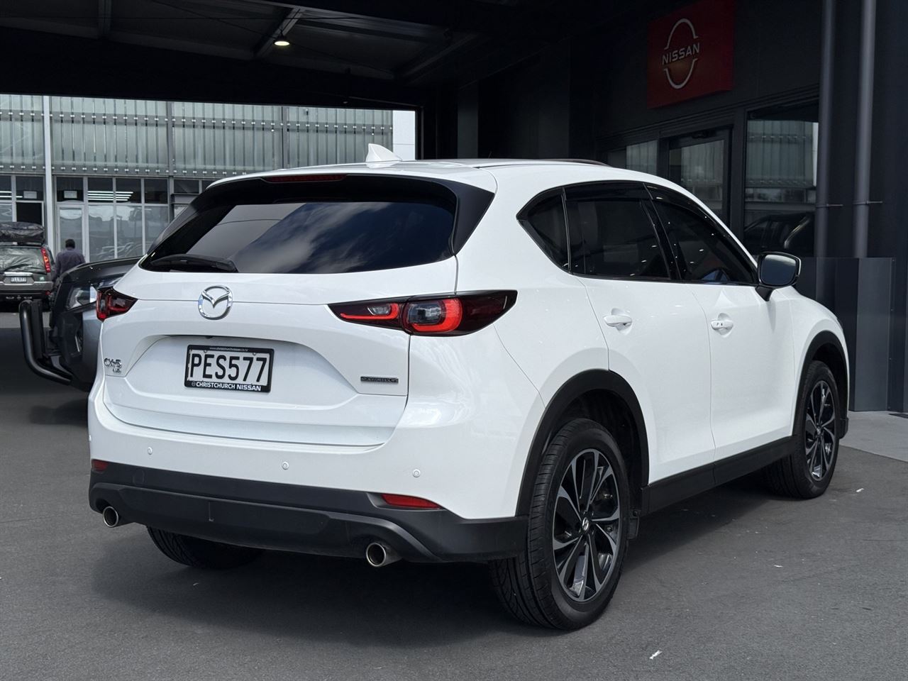 Vehicle image 5
