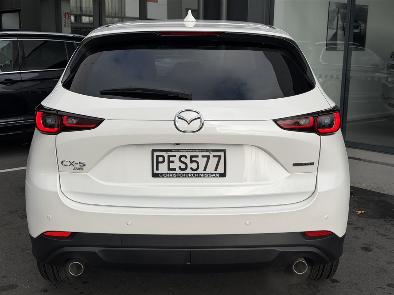 Vehicle image 5