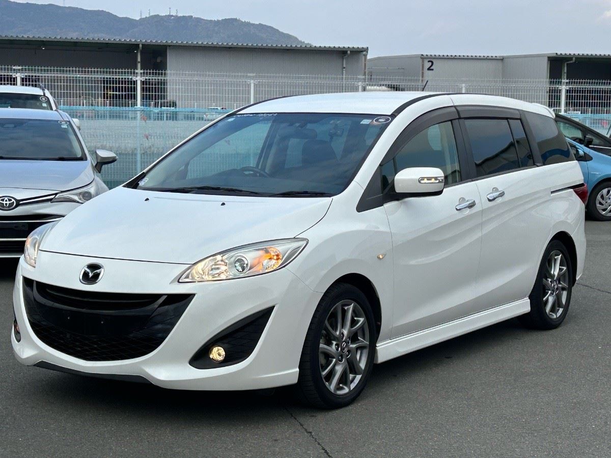 Vehicle image 5