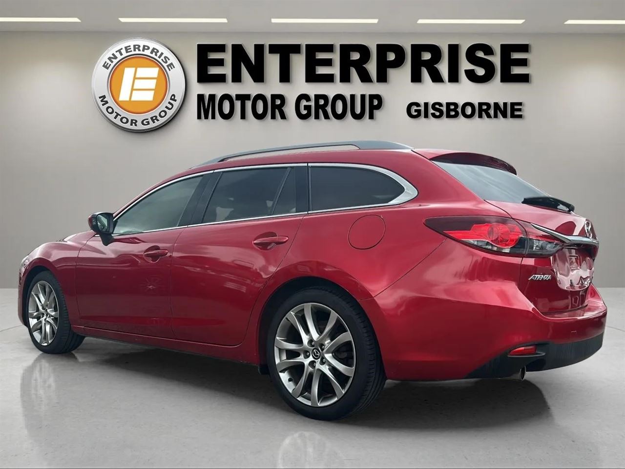 Vehicle image 5
