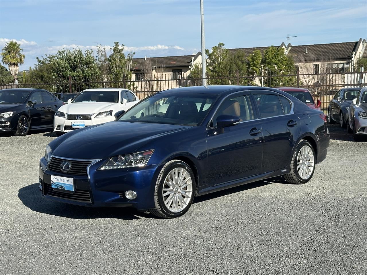 Vehicle image 3