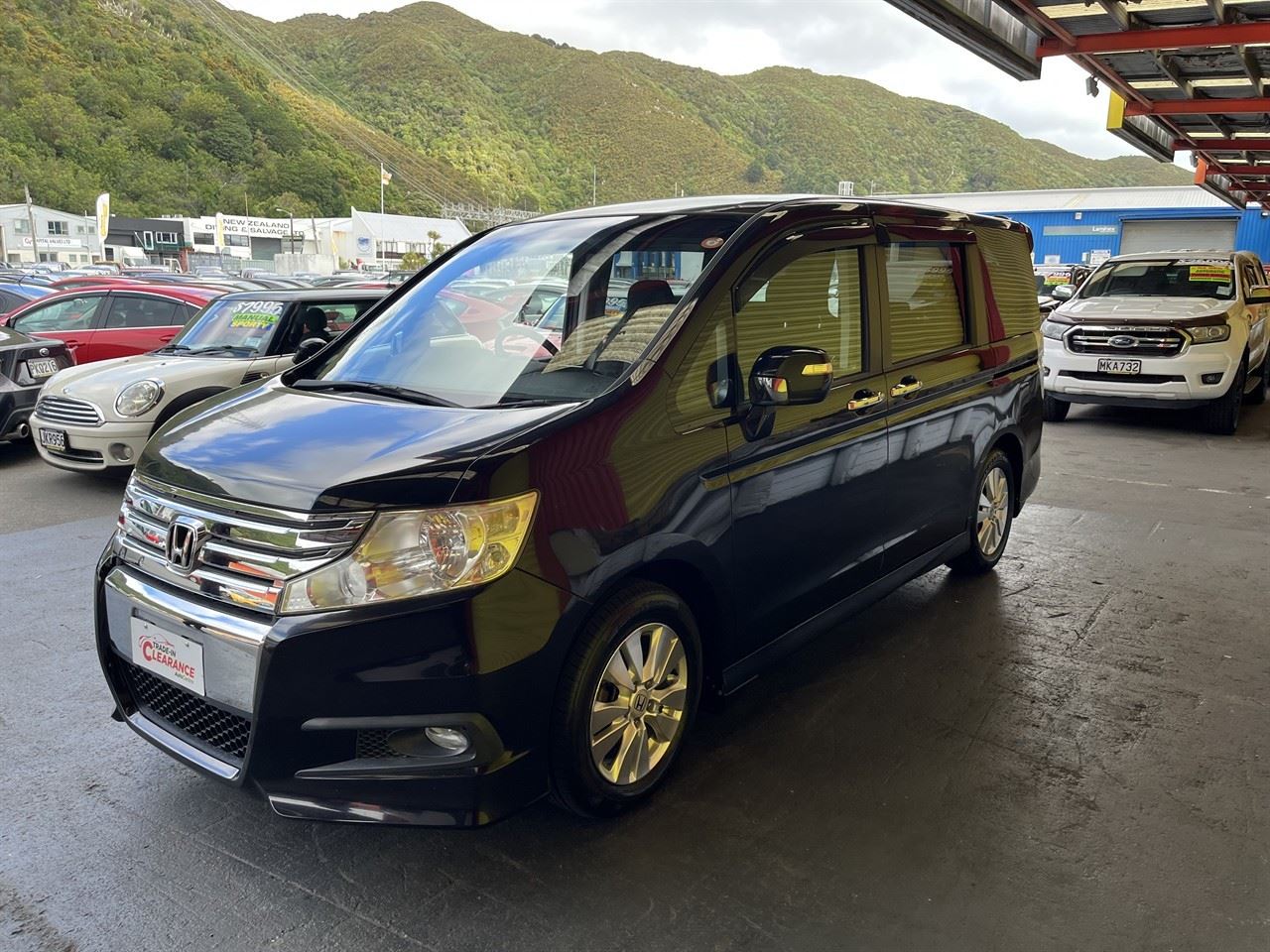 Vehicle image 3