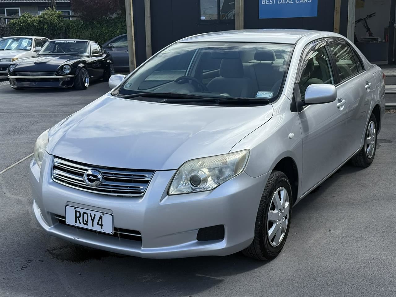 Vehicle image 3