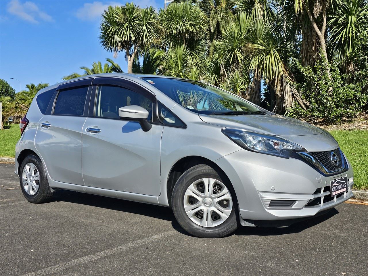 Vehicle image 1