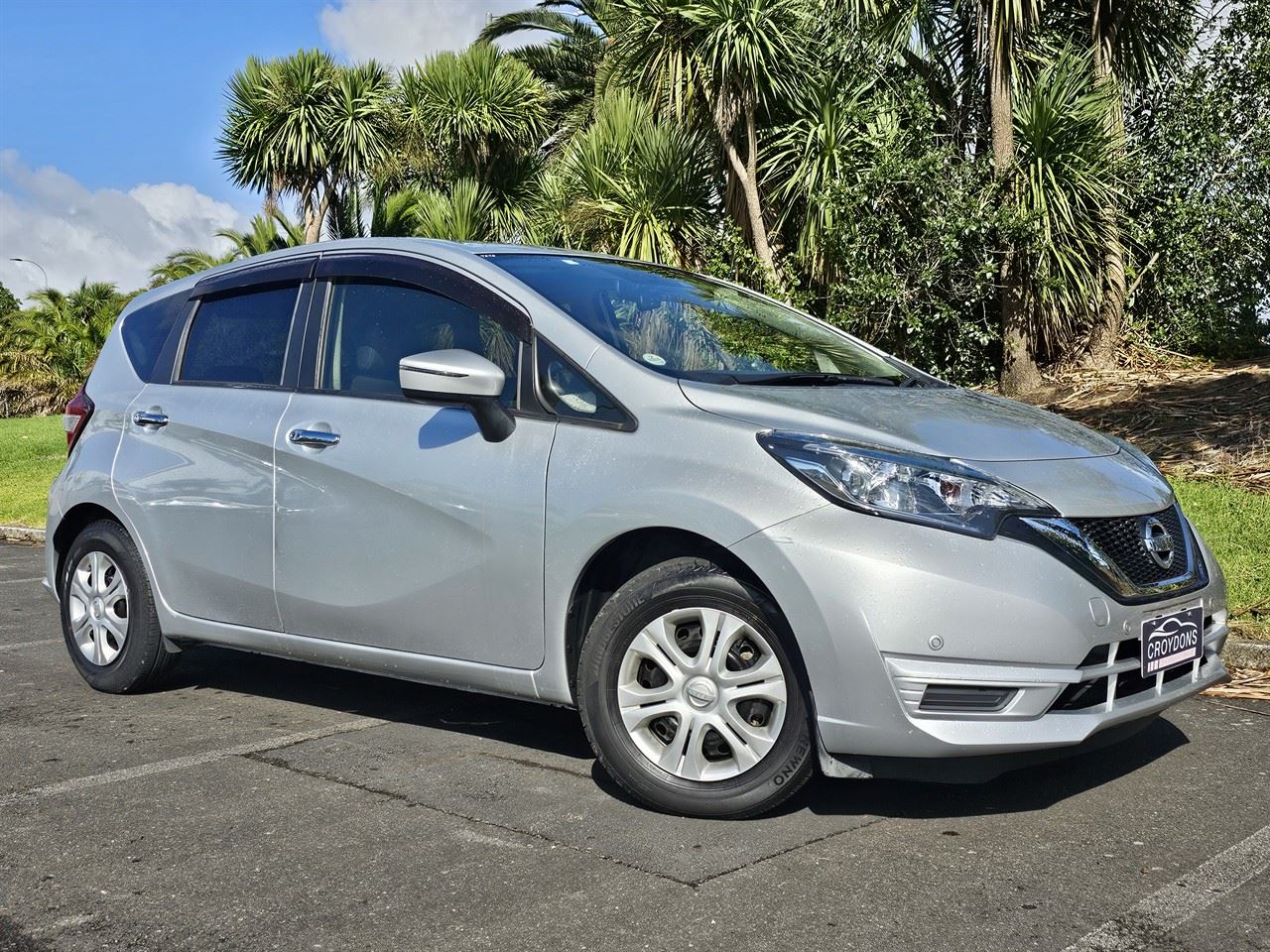 Vehicle image 1