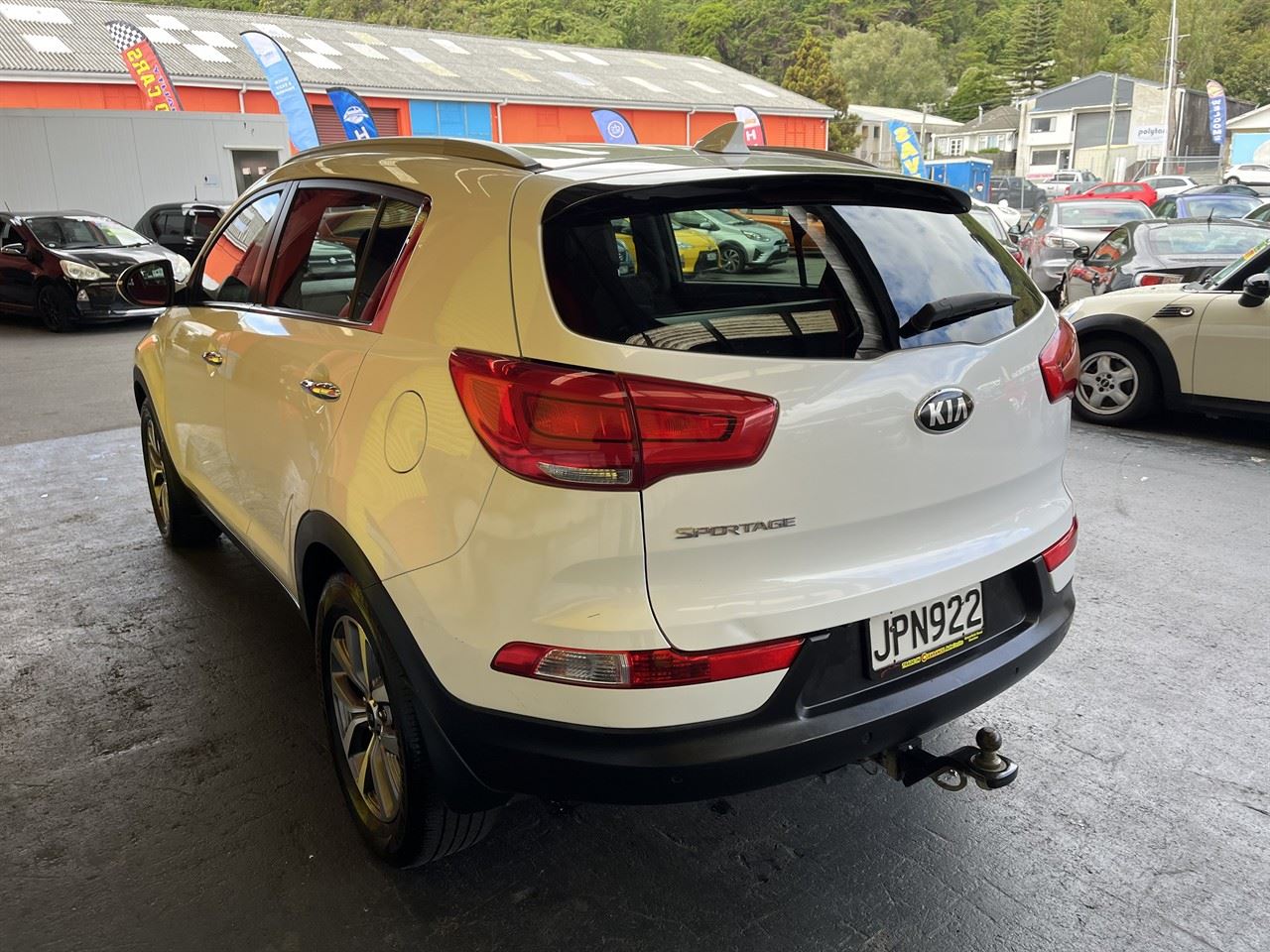 Vehicle image 4