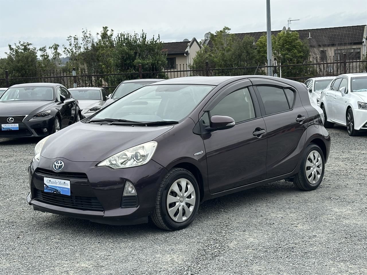 Vehicle image 3