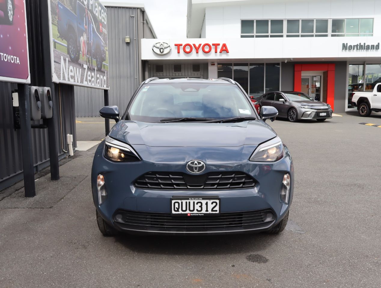 Vehicle image 2