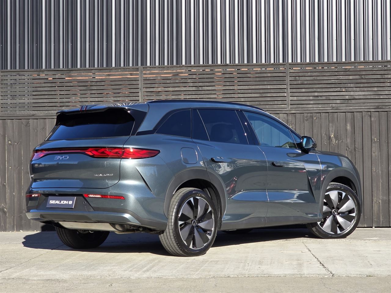 Vehicle image 3