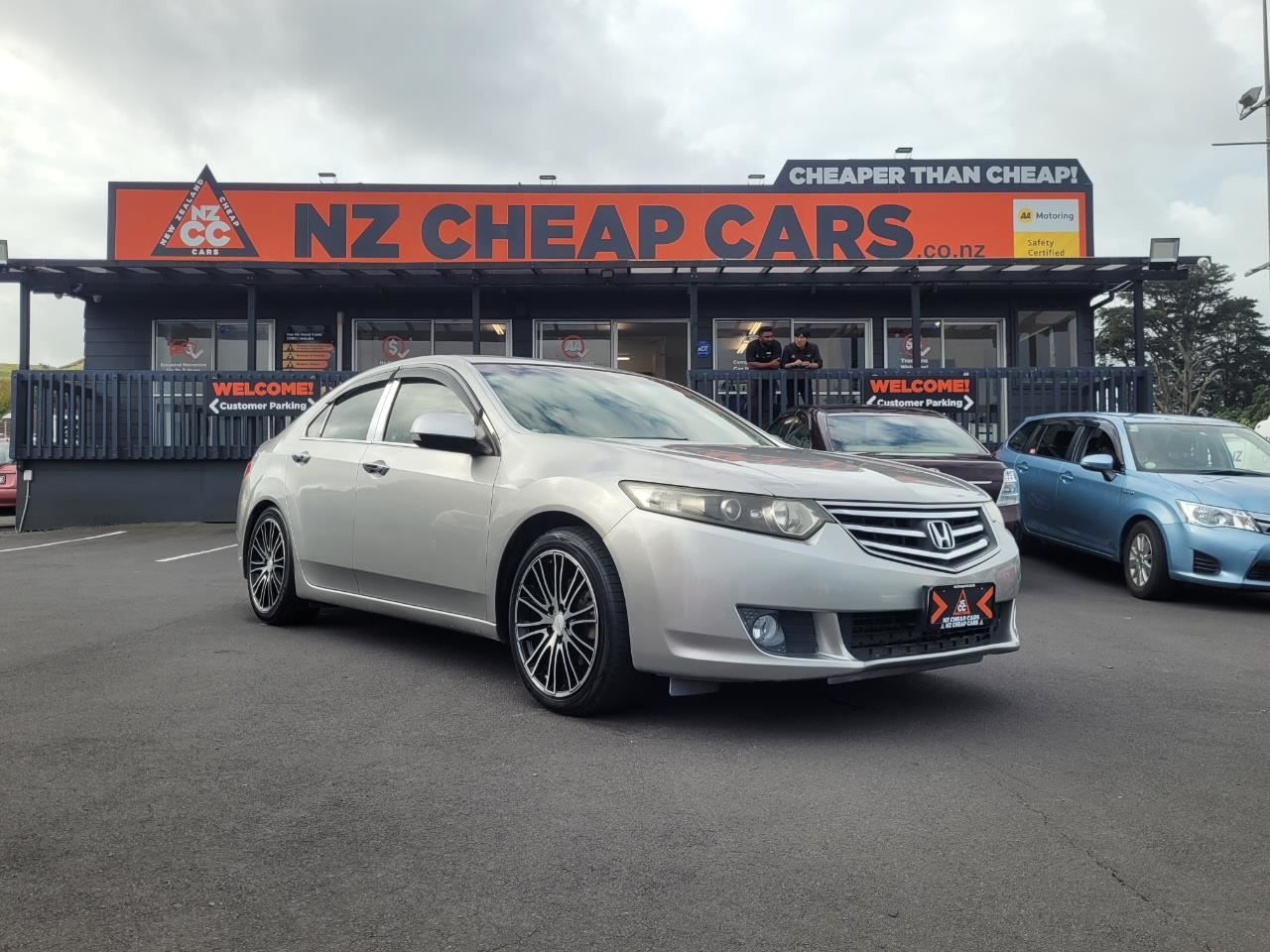 Vehicle image 1