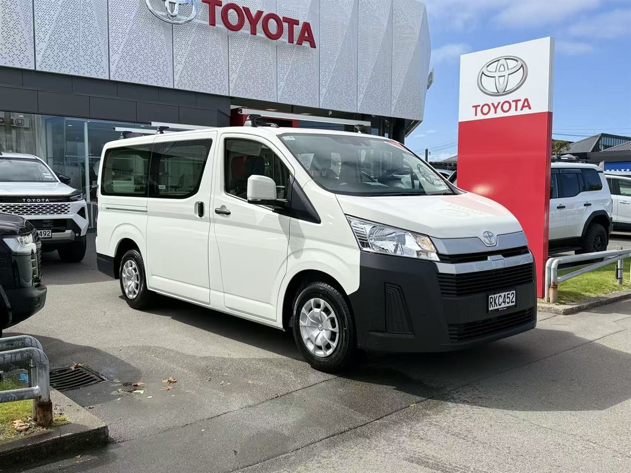 Vehicle image 1