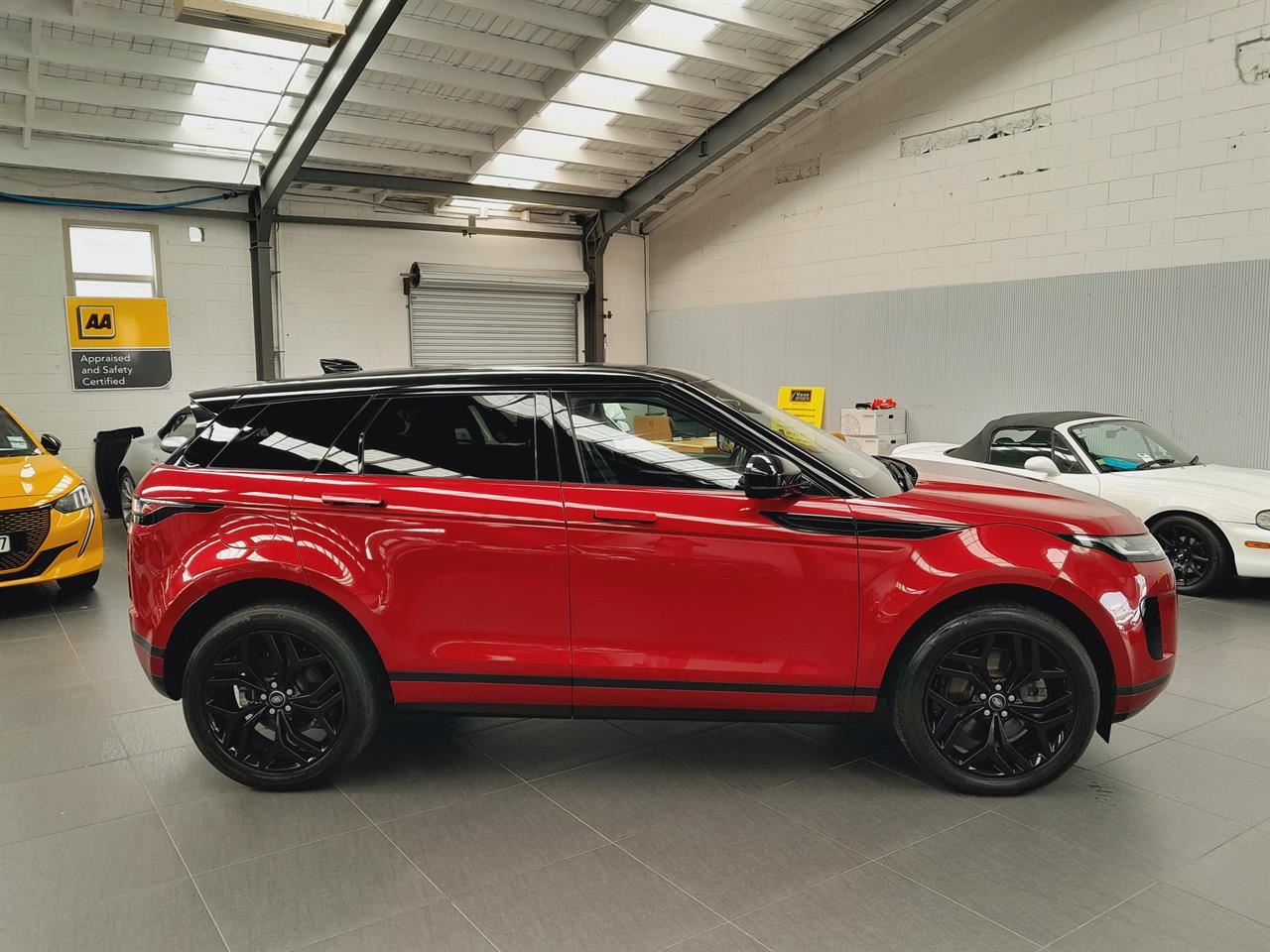 Vehicle image 3