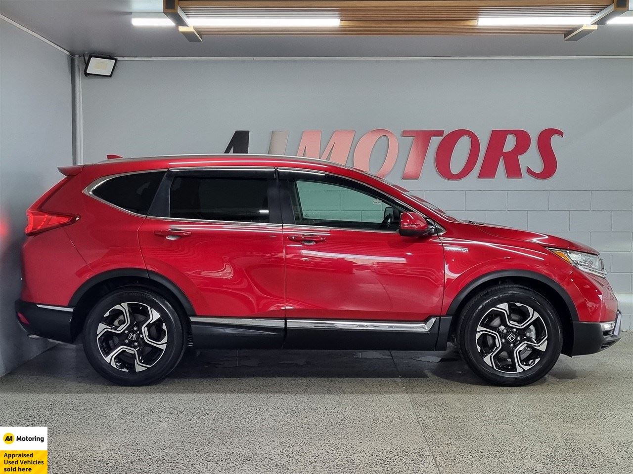 Vehicle image 5