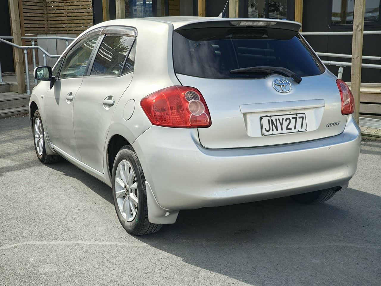Vehicle image 4