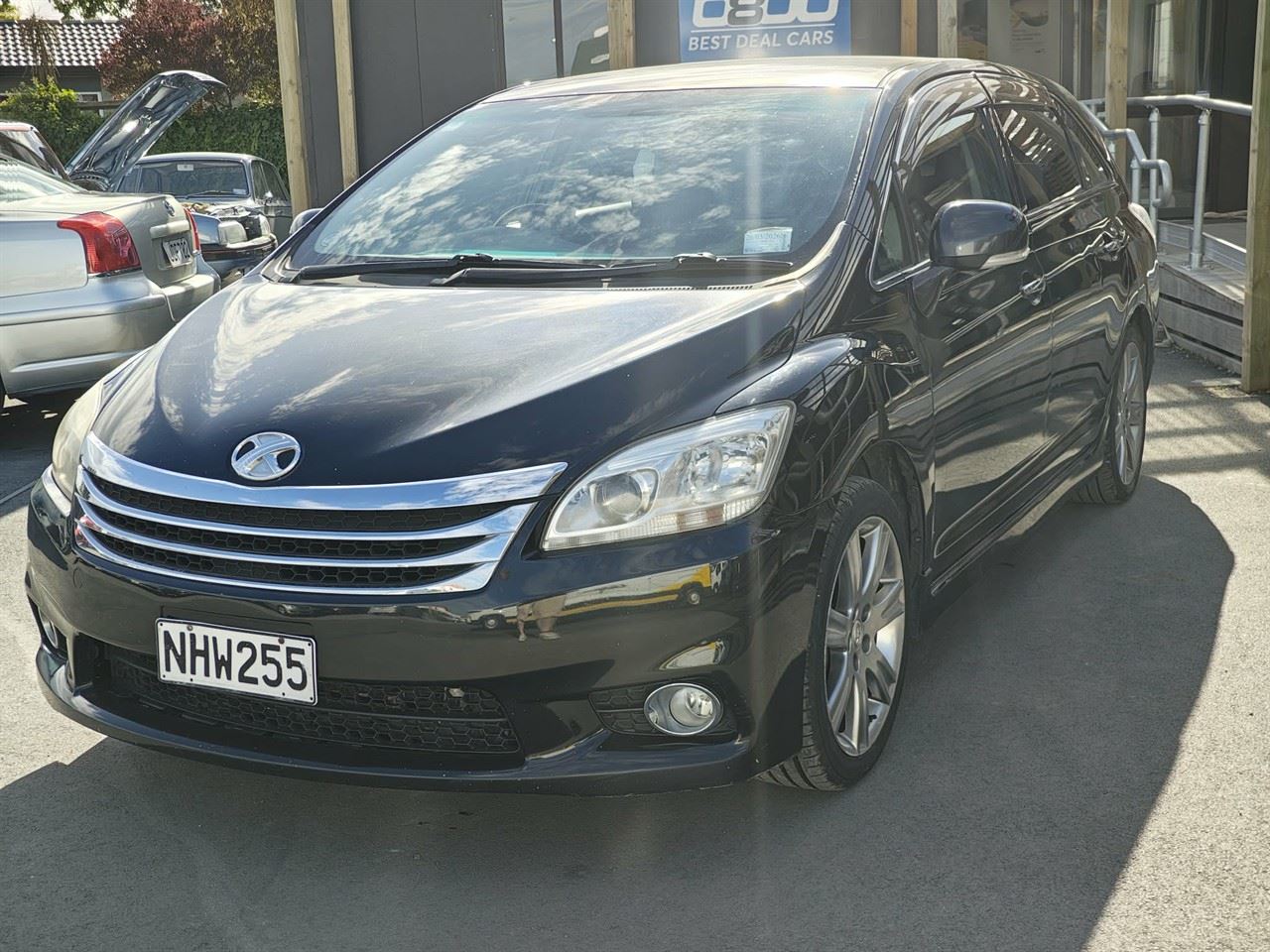 Vehicle image 3