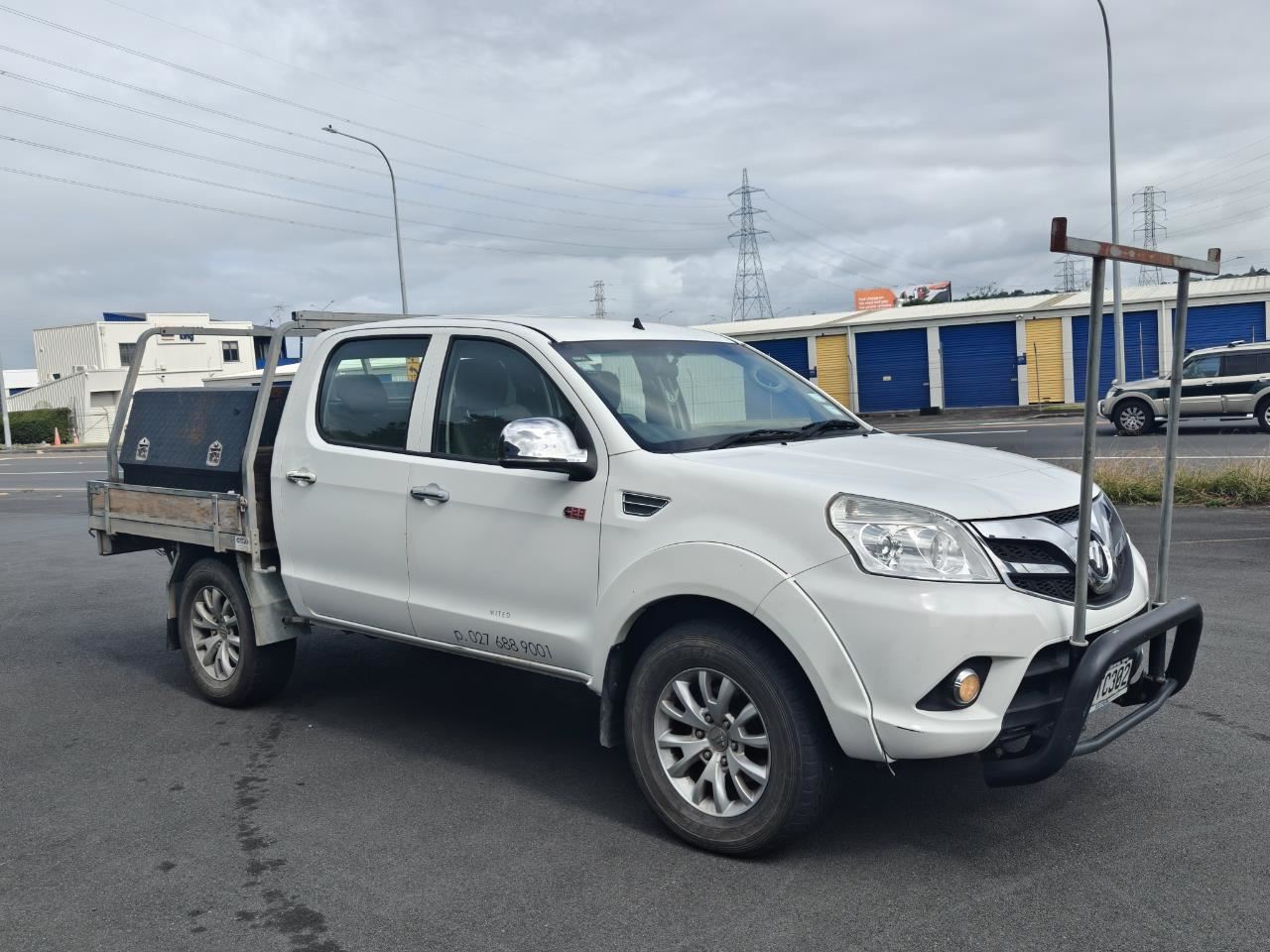 Vehicle image 5