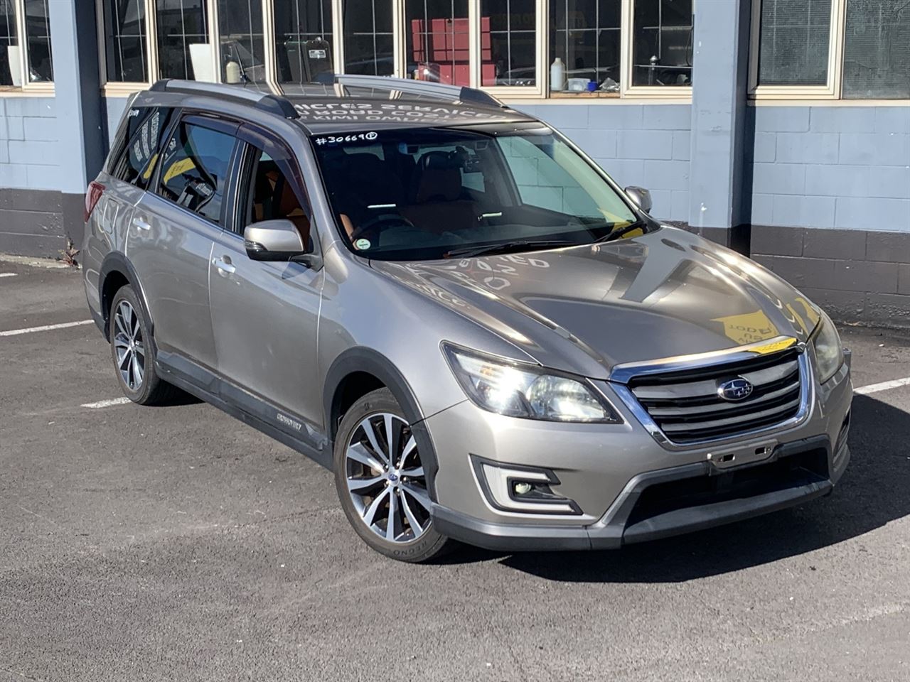 Vehicle image 3