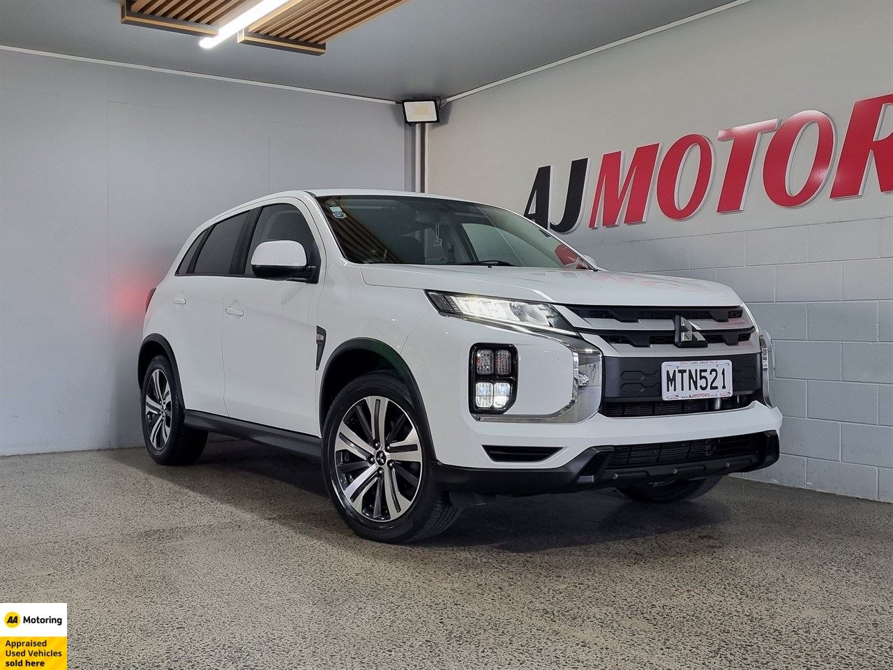 Vehicle image 1