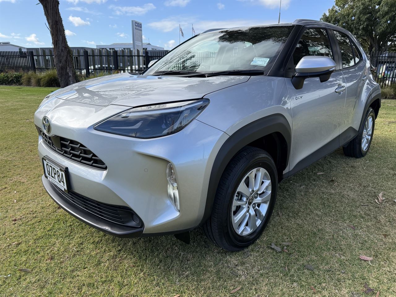 Vehicle image 3