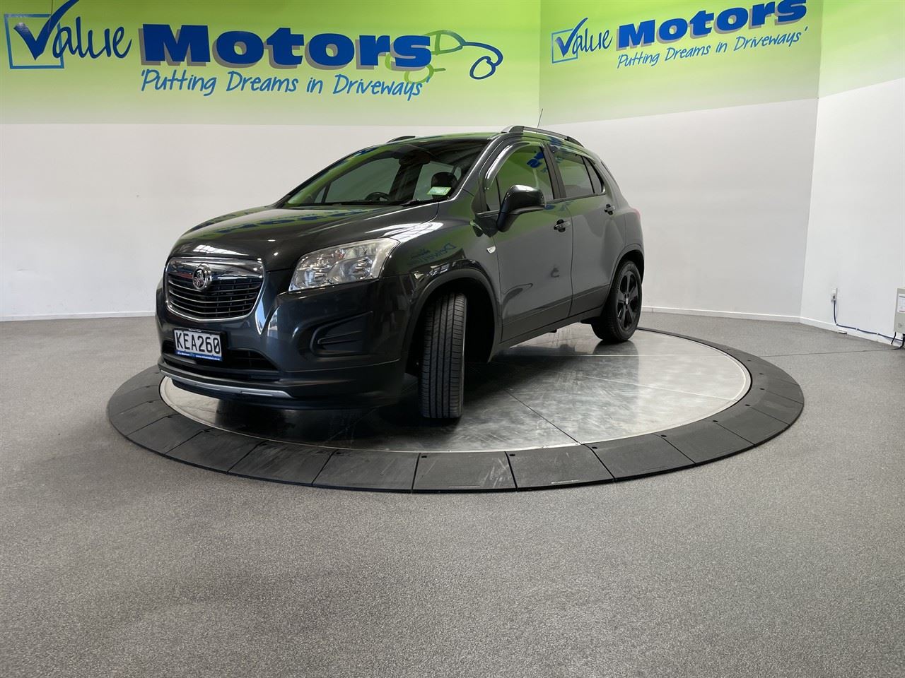 Vehicle image 3