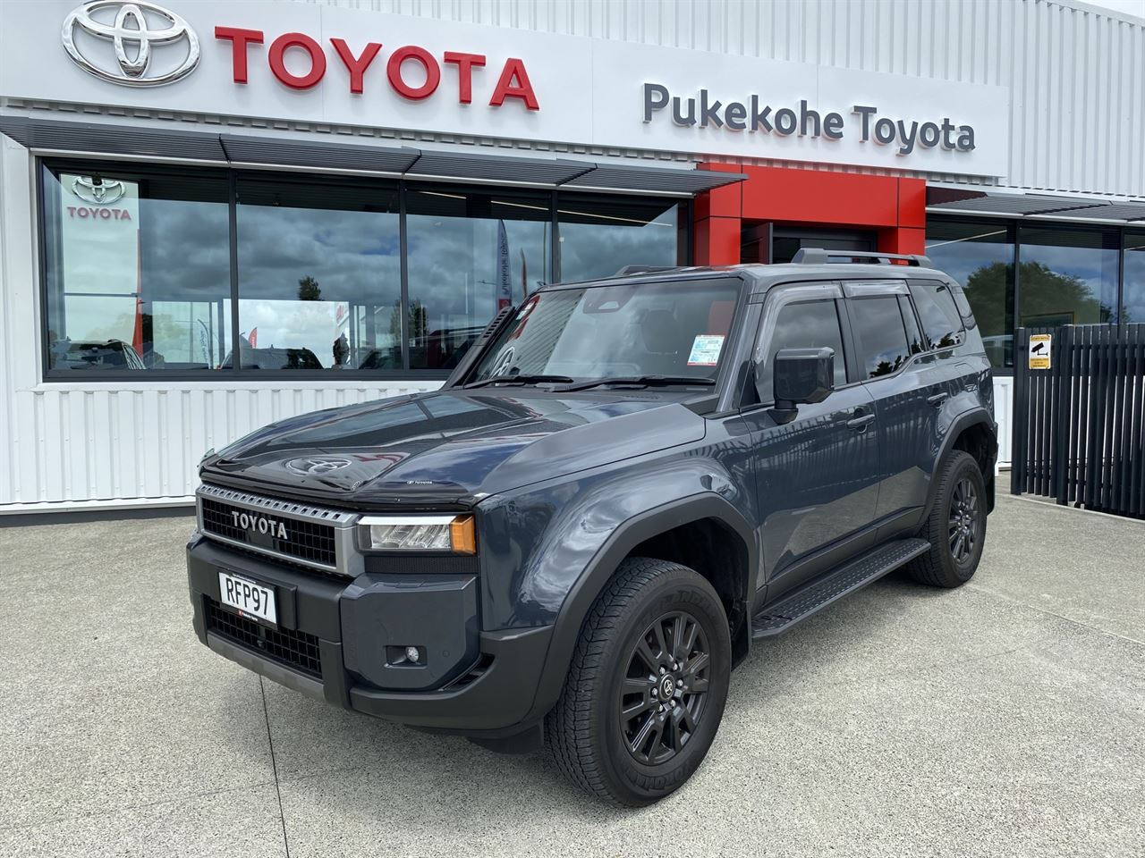 Vehicle image 1
