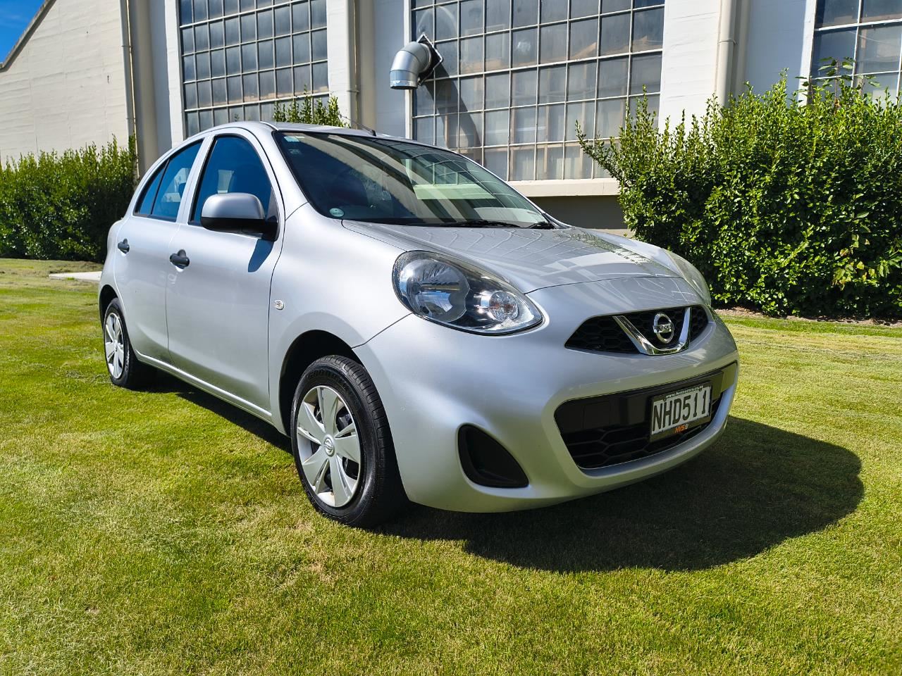 Vehicle image 1