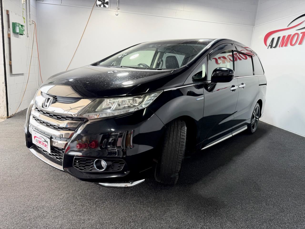 Vehicle image 3