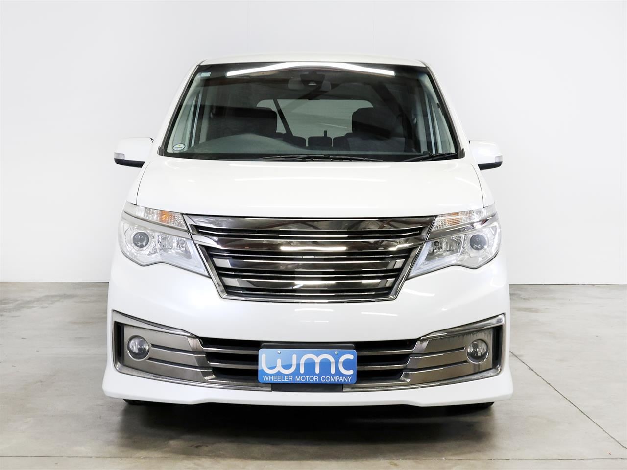 Vehicle image 3