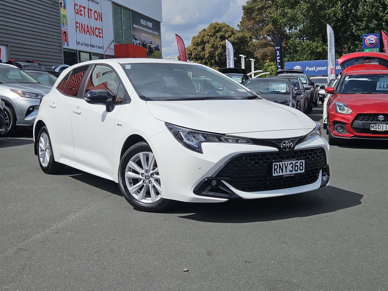 Vehicle image 5