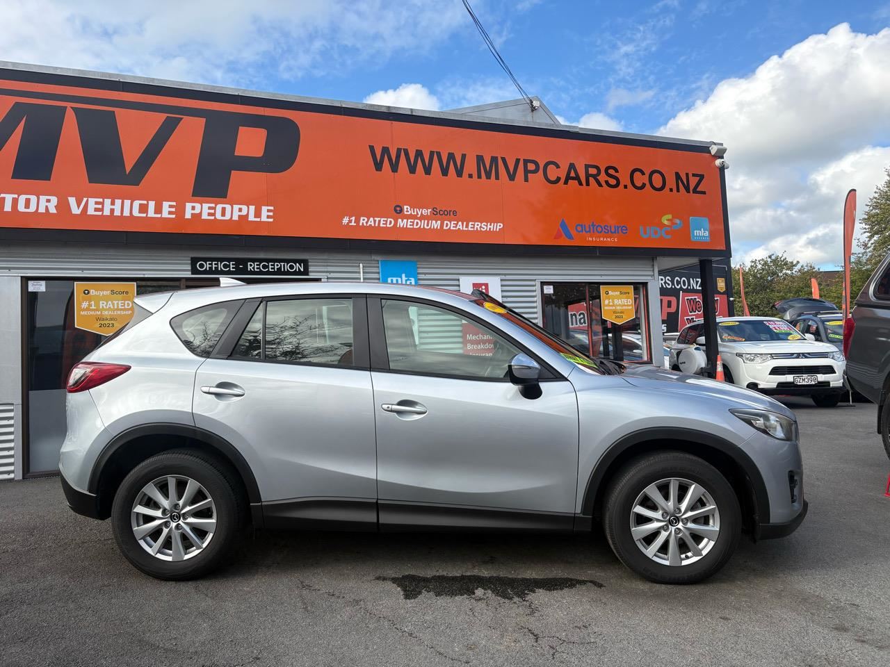 Vehicle image 3