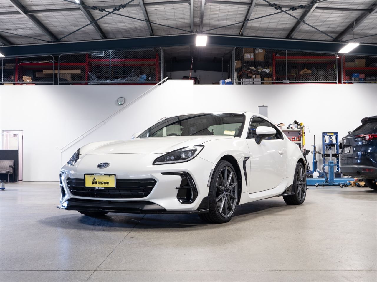 Vehicle image 3