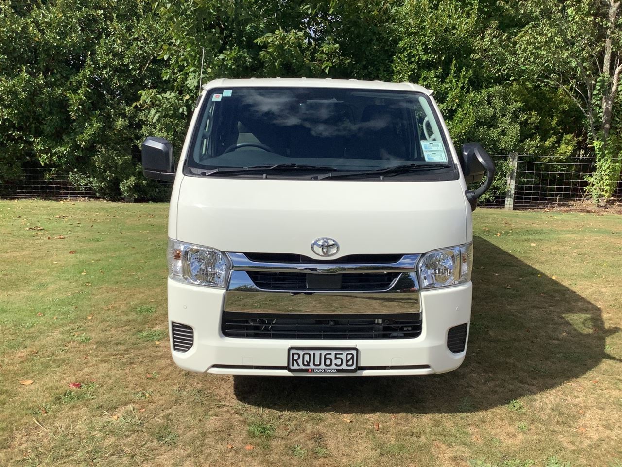 Vehicle image 3
