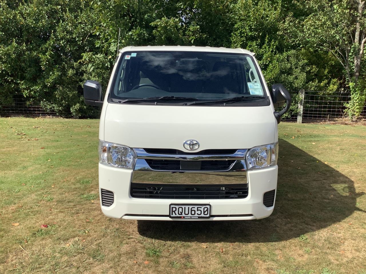 Vehicle image 3