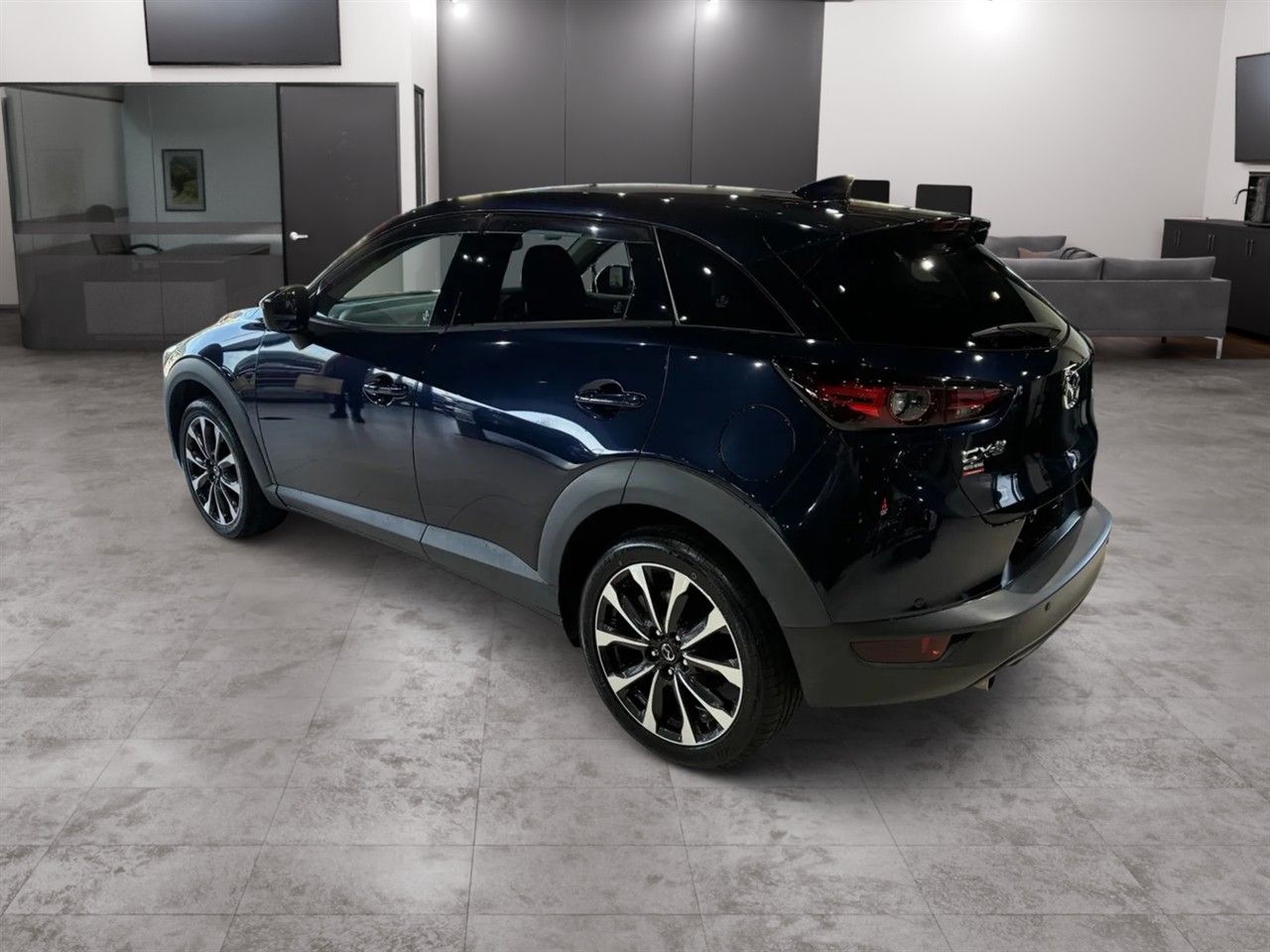 Vehicle image 4