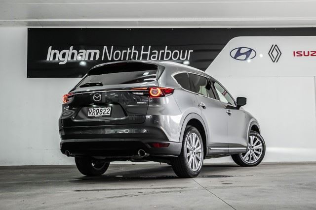 Vehicle image 3