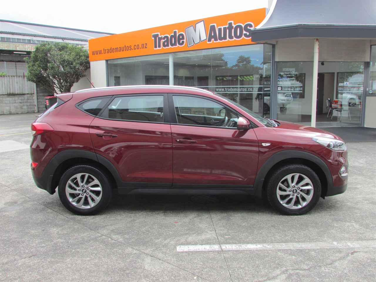 Vehicle image 3