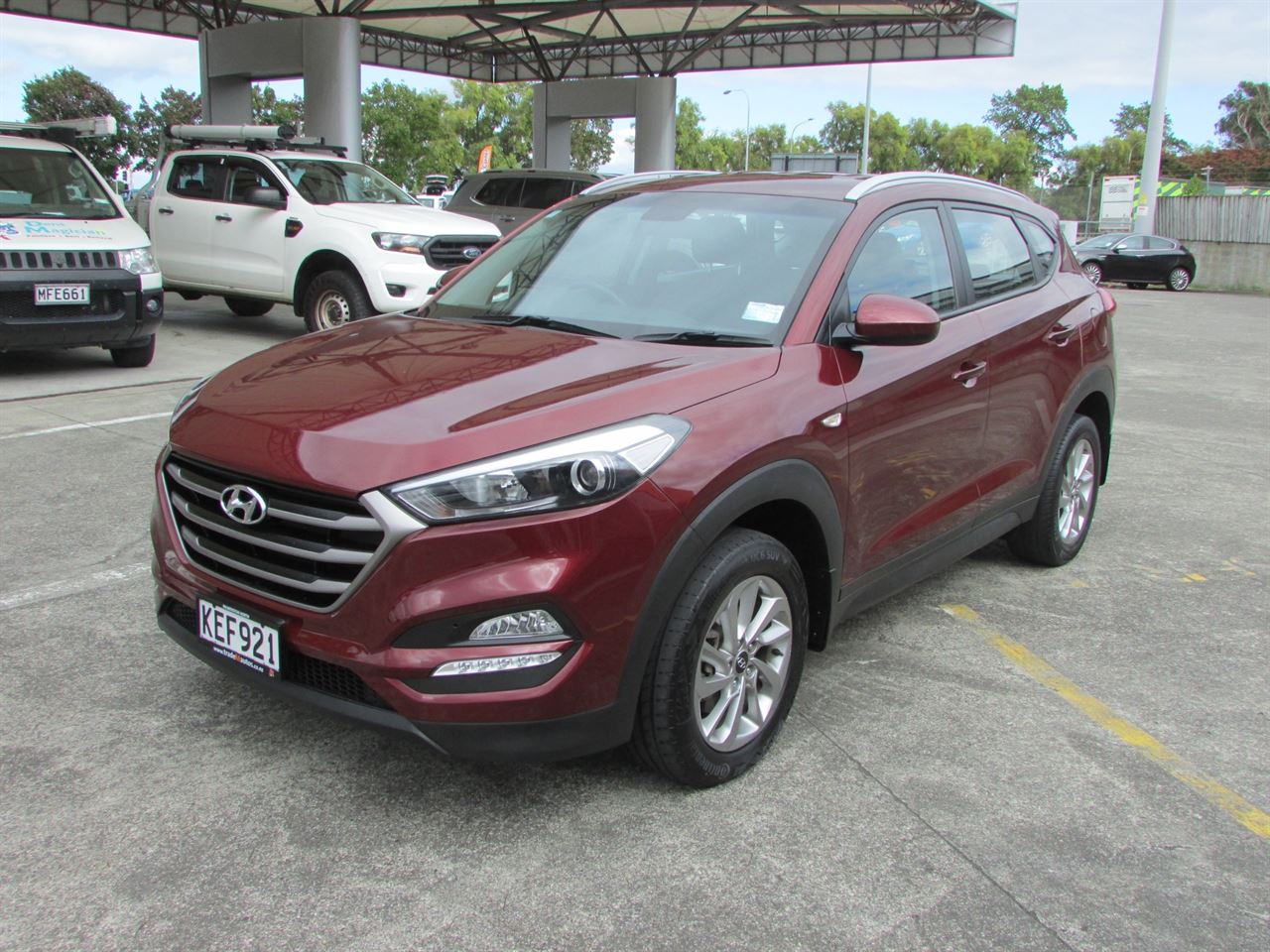 Vehicle image 4