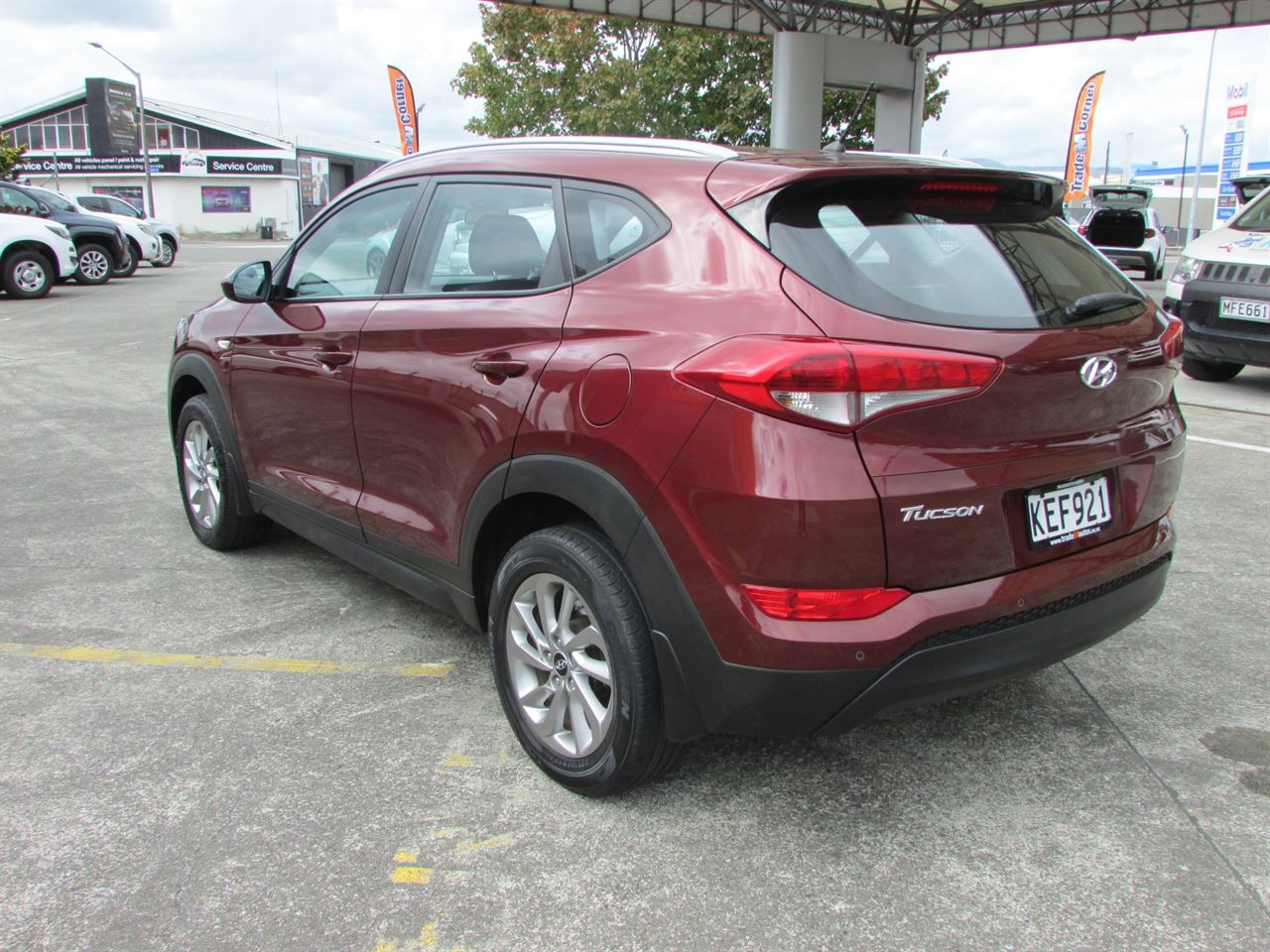 Vehicle image 5