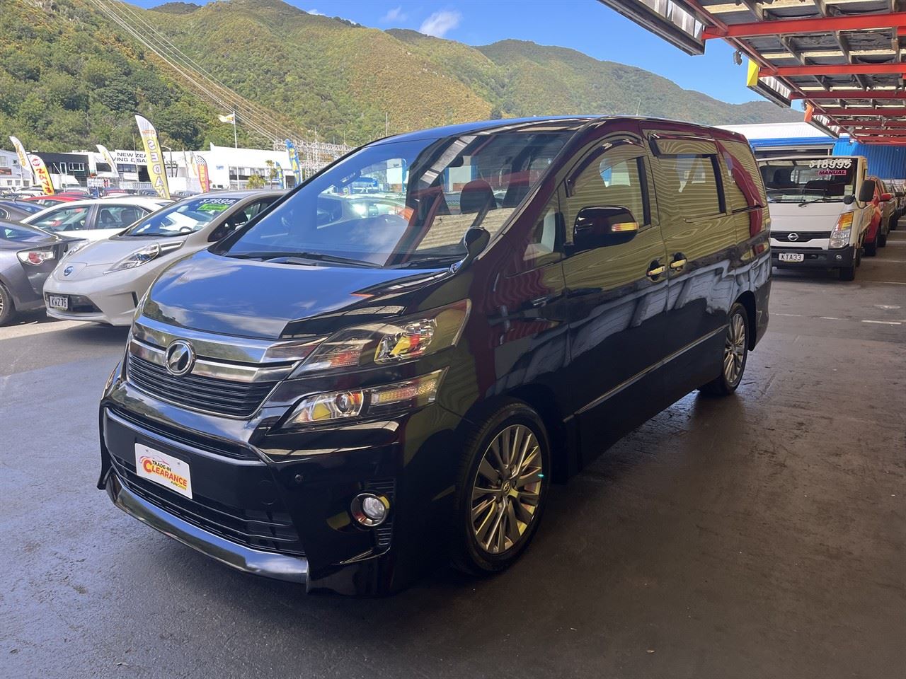 Vehicle image 3