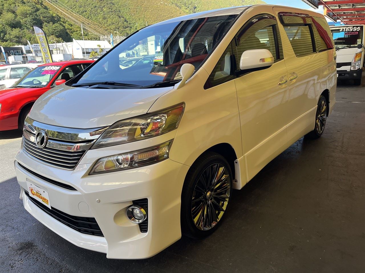 Vehicle image 3