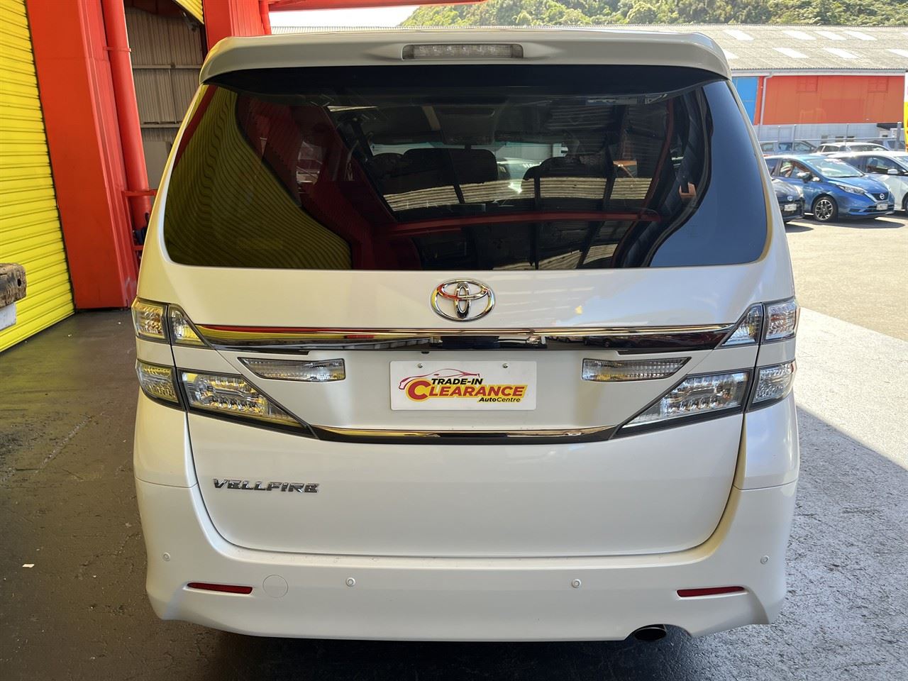 Vehicle image 5