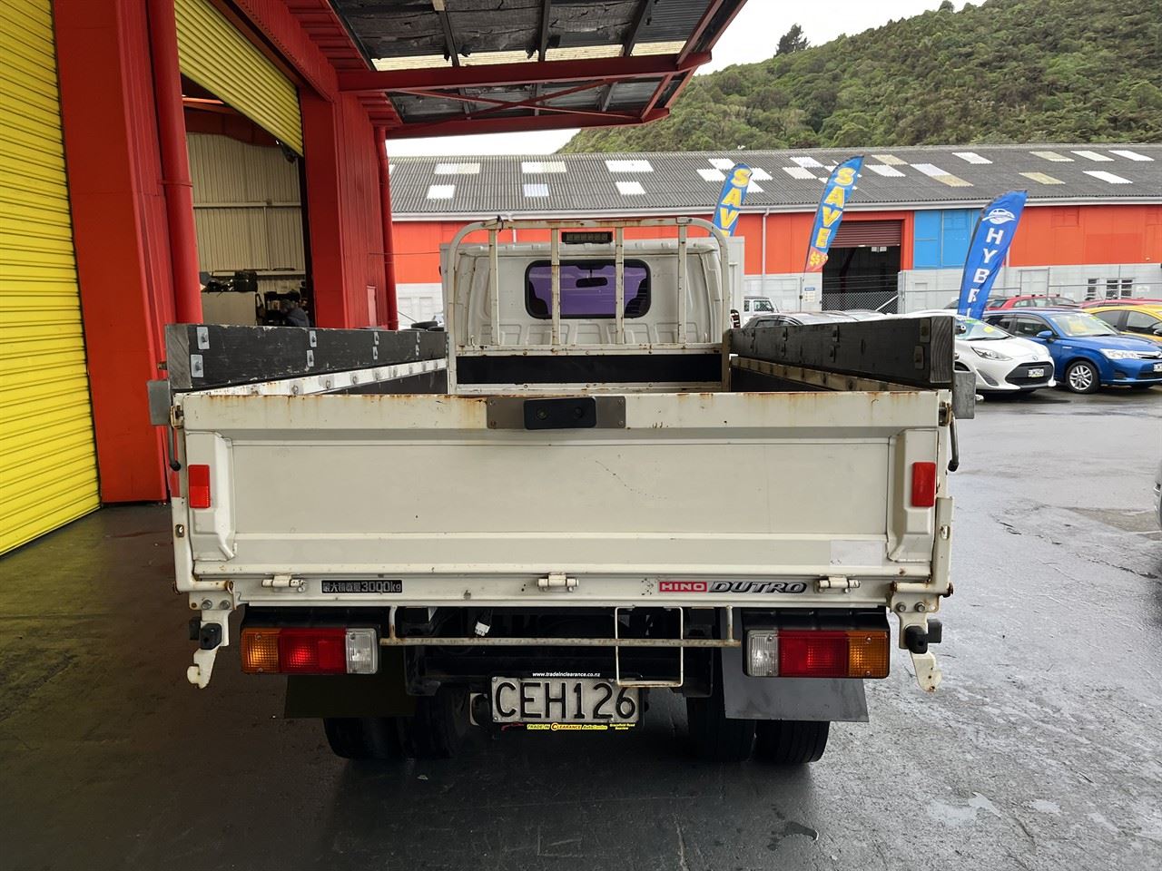 Vehicle image 5