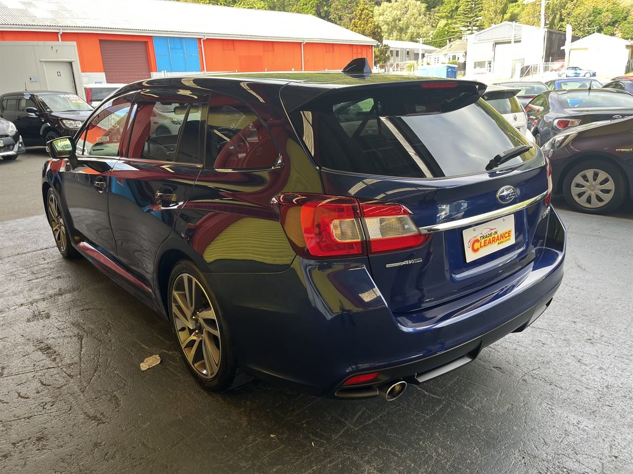 Vehicle image 4